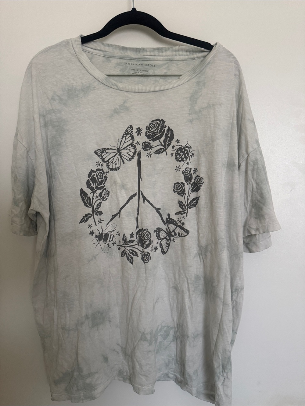 American Eagle Outfitters Gray Tie-Dye Peace Sign Graphic Tee